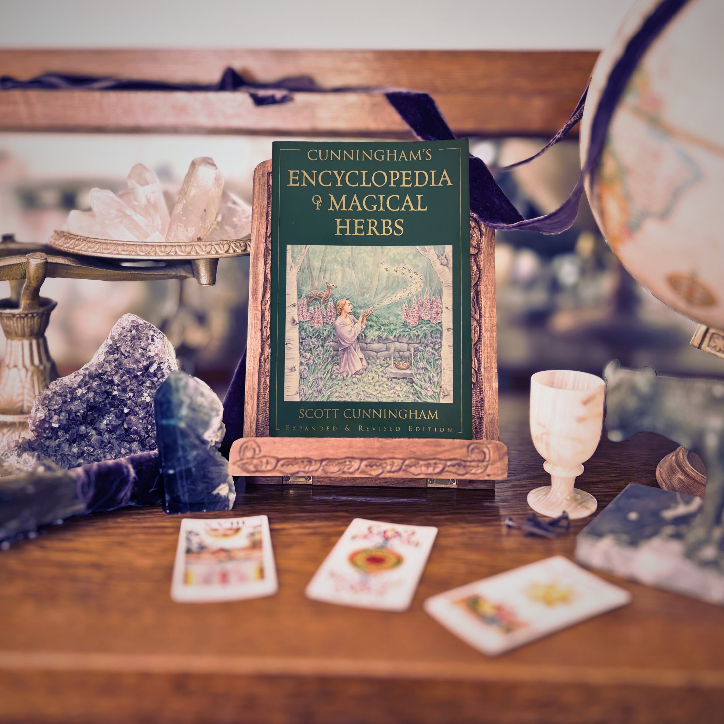 Cunningham's Encyclopedia of Magical Herbs | Scott Cunningham | 1995 | Pre-Owned-Haus of Darkness, Haus of Light