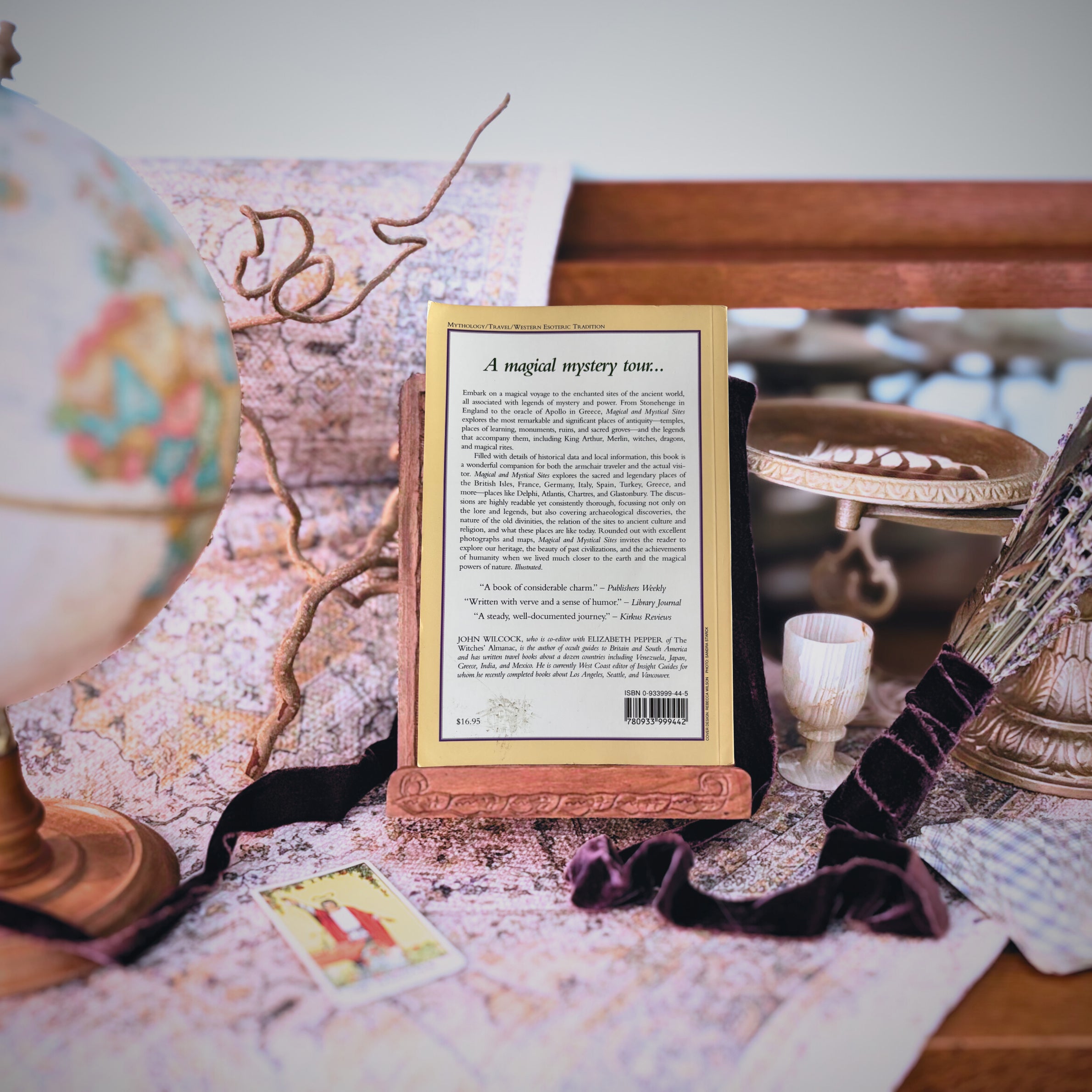 Magical and Mystical Sites: Europe and the British Isles | Elizabeth Pepper & John Wilcock | 2000 | Pre-Owned-Haus of Darkness, Haus of Light