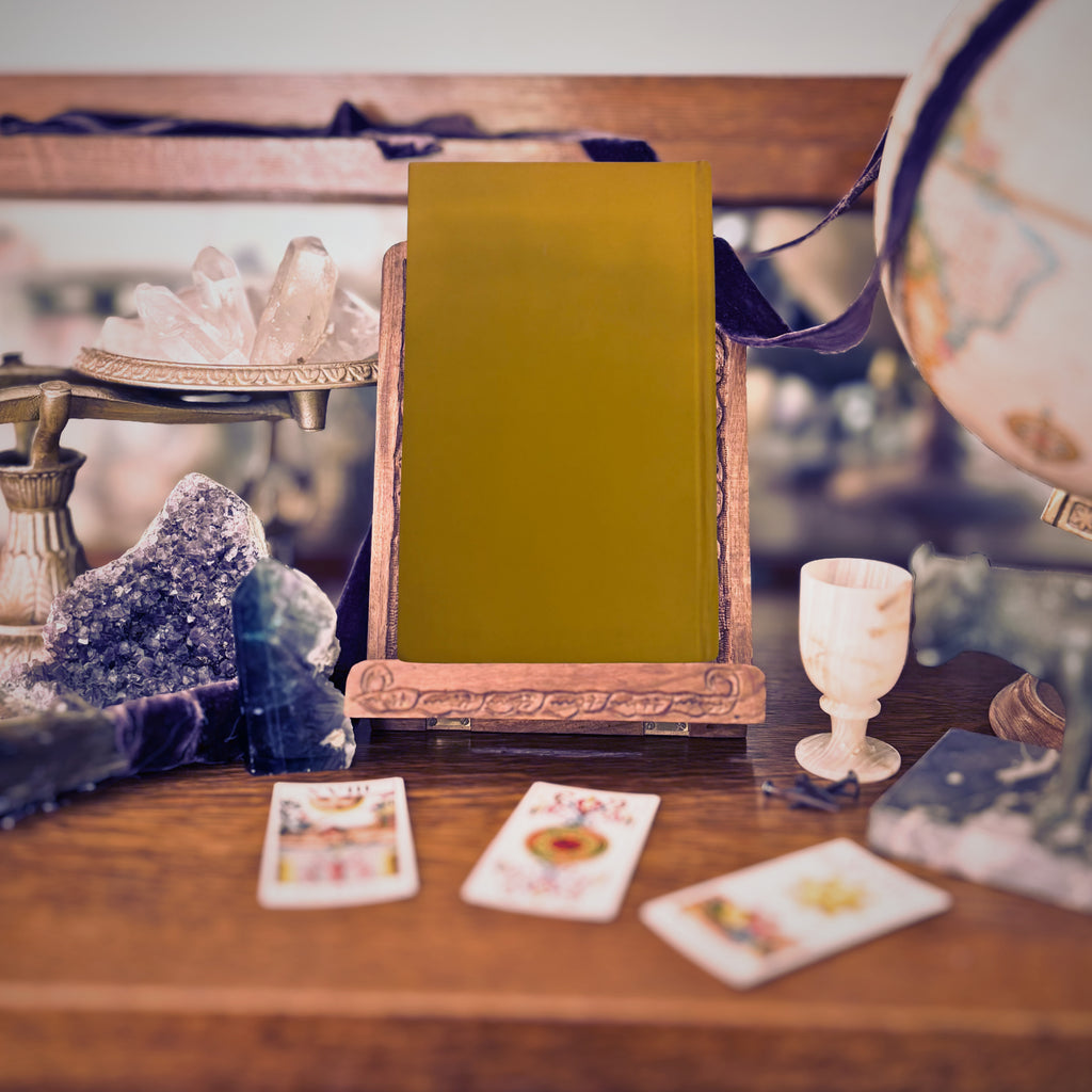 I-Ching | Wilhelm Jung Edition | 1976 | Pre-Owned-Haus of Darkness, Haus of Light