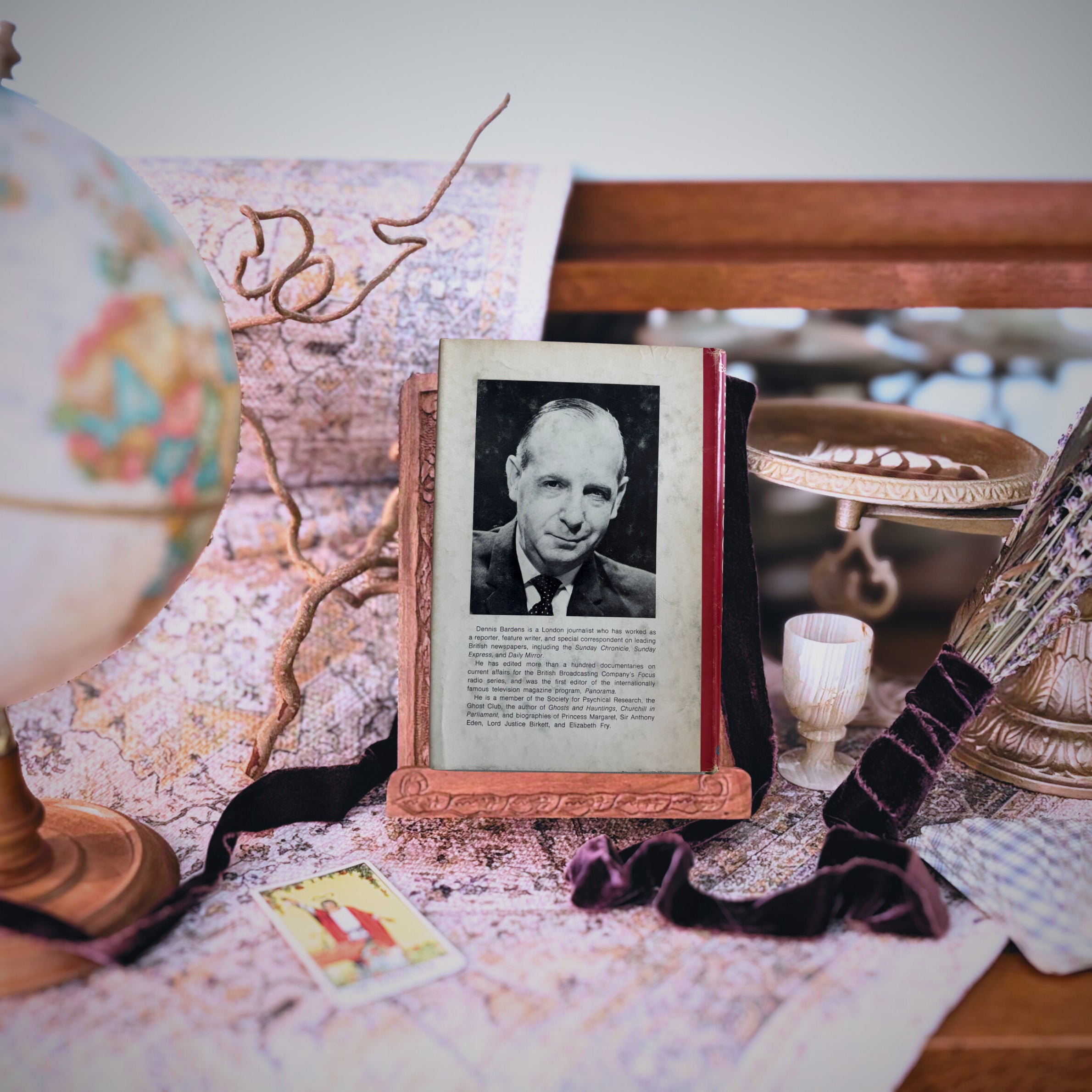 Mysterious Worlds | Dennis Bardens | 1970 | Pre-Owned-Haus of Darkness, Haus of Light