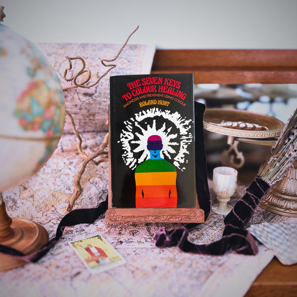 The Seven Keys to Colour Healing | Roland Hunt| 1981 | Pre-Owned-Haus of Darkness, Haus of Light
