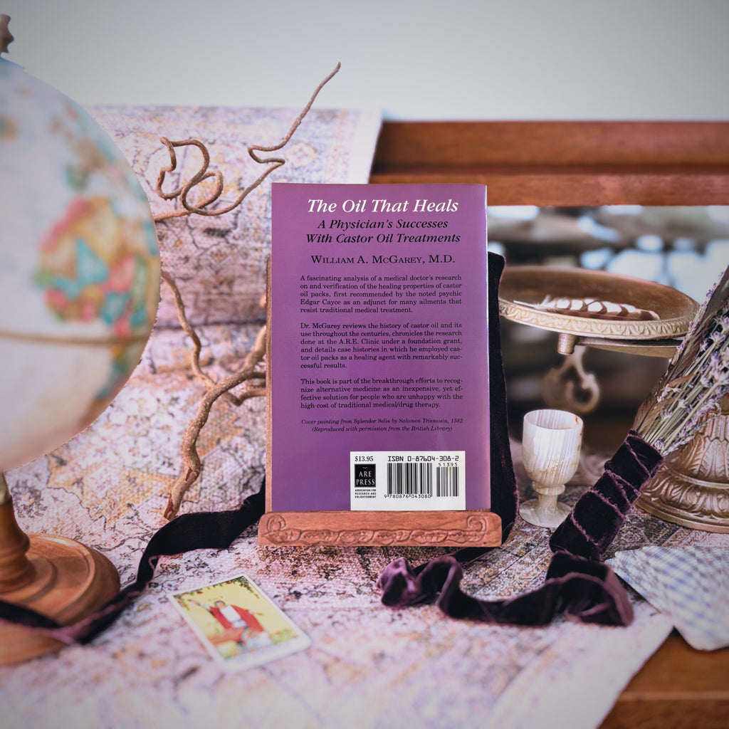 The Oil that Heals: A Physician's Success with Castor Oil Treatments | William McGarey | 1993 | Pre-Owned-Haus of Darkness, Haus of Light