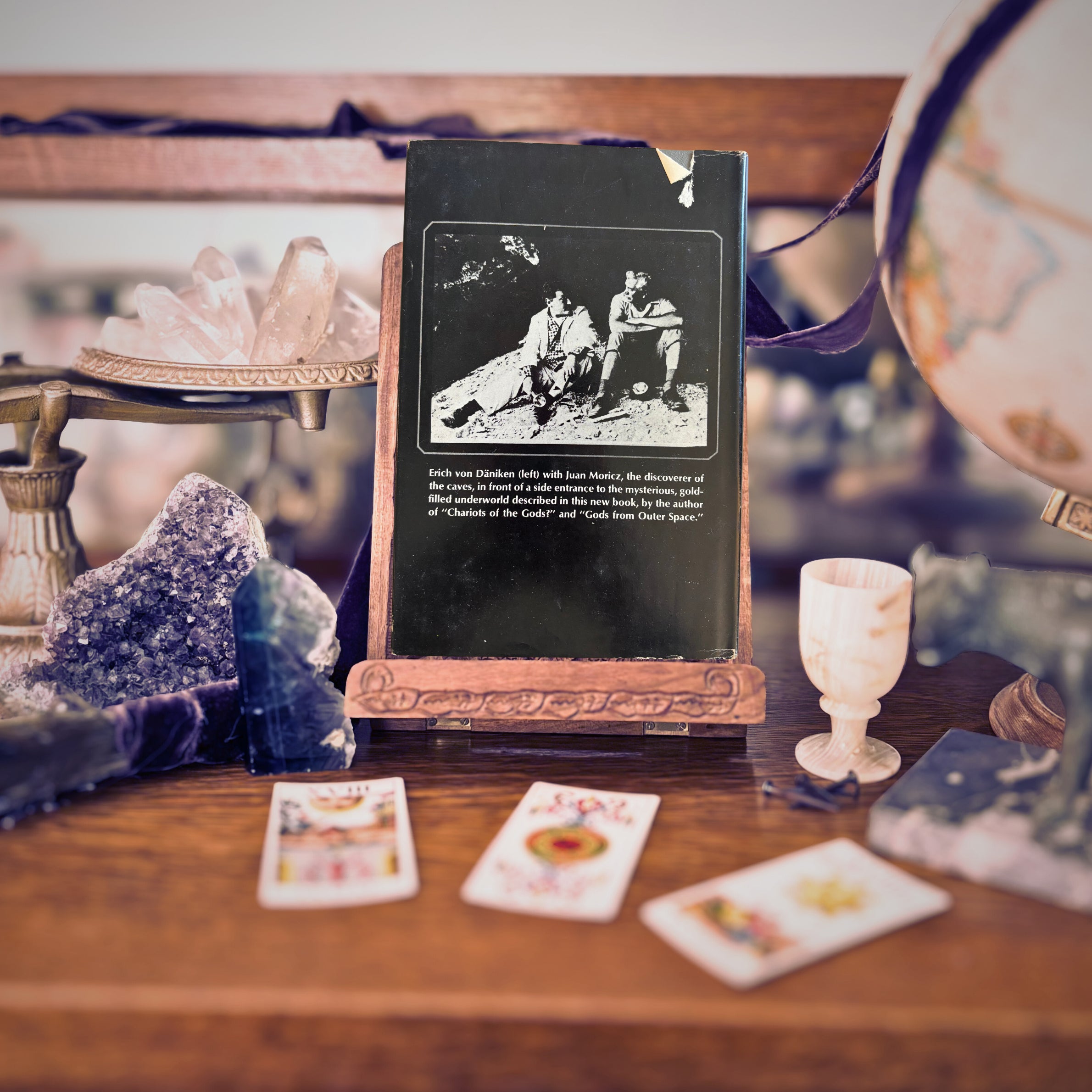 The Gold of the Gods | Erich von Daniken | 1973 | Pre-Owned-Haus of Darkness, Haus of Light