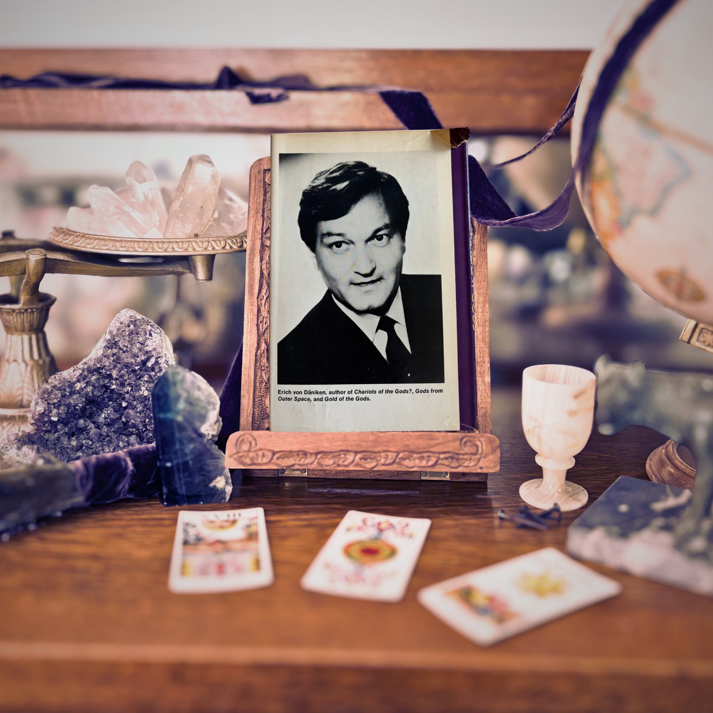 In Search of Ancient Gods | Erich von Daniken | 1973 | Pre-Owned-Haus of Darkness, Haus of Light