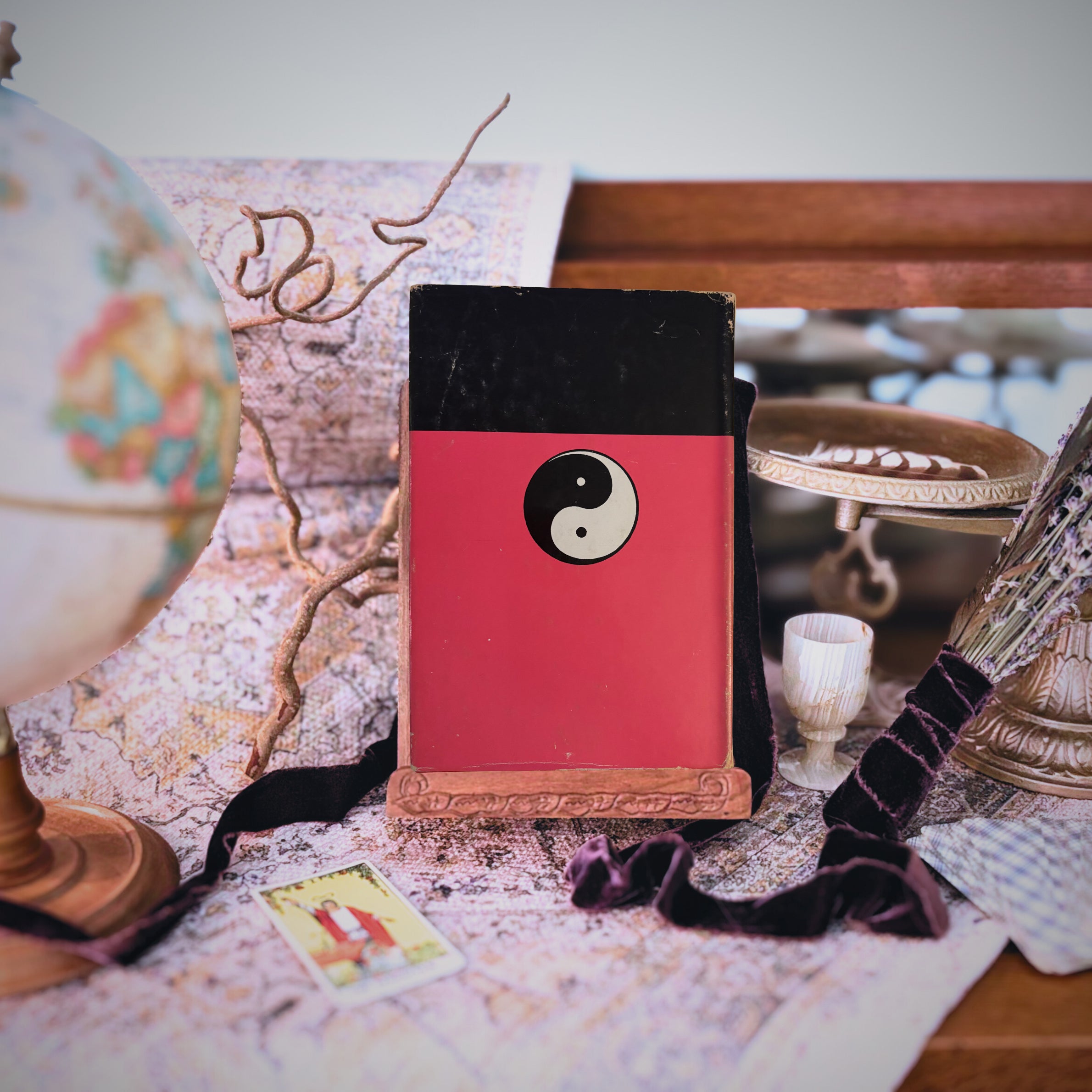 Many Lives Many Loves | Gina Cerminara | 1963 | Pre-Owned-Haus of Darkness, Haus of Light