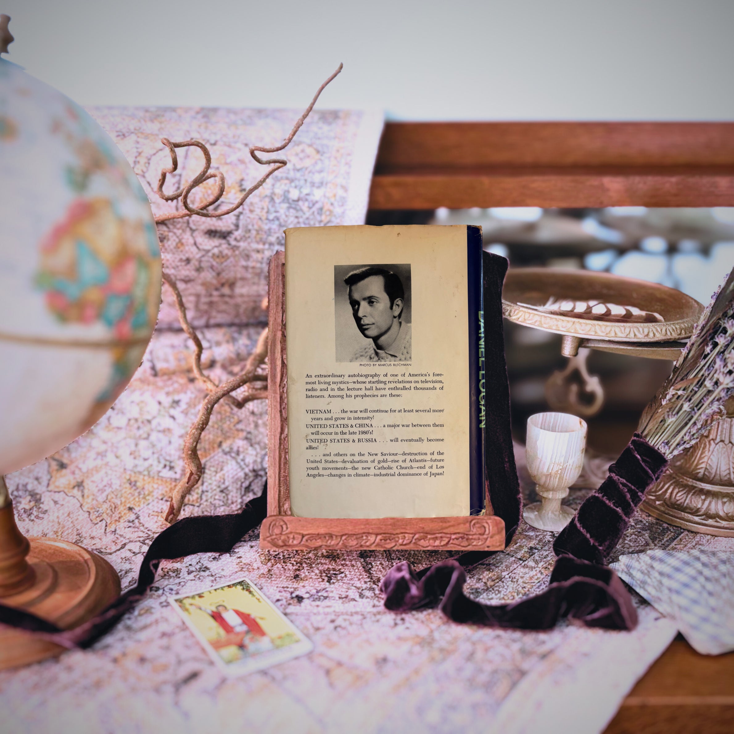 The Reluctant Prophet | Daniel Logan | 1968 | Pre-Owned-Haus of Darkness, Haus of Light