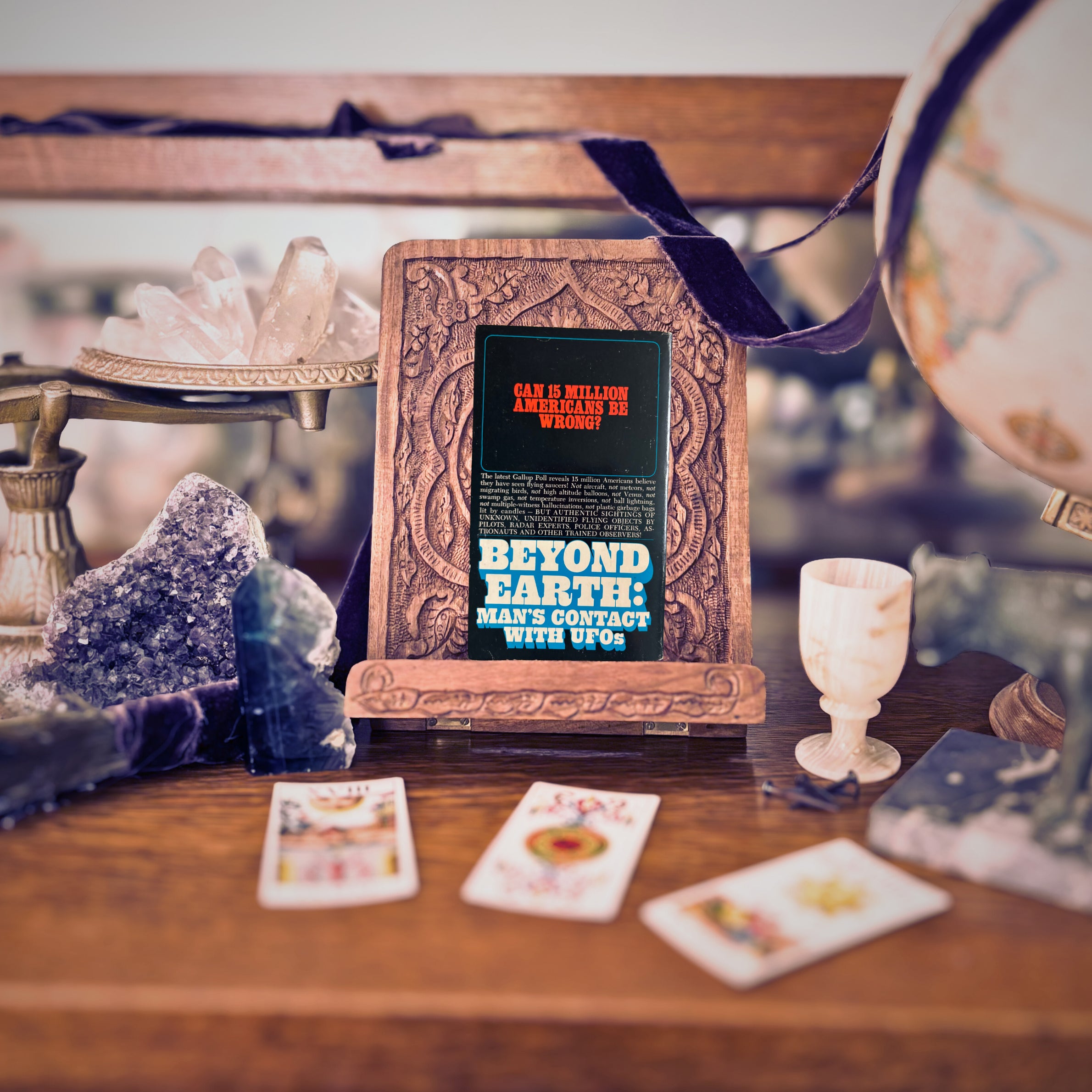 Beyond Earth: Mans Contact with UFOs | Ralph Blum | 1975 | Pre-Owned-Haus of Darkness, Haus of Light