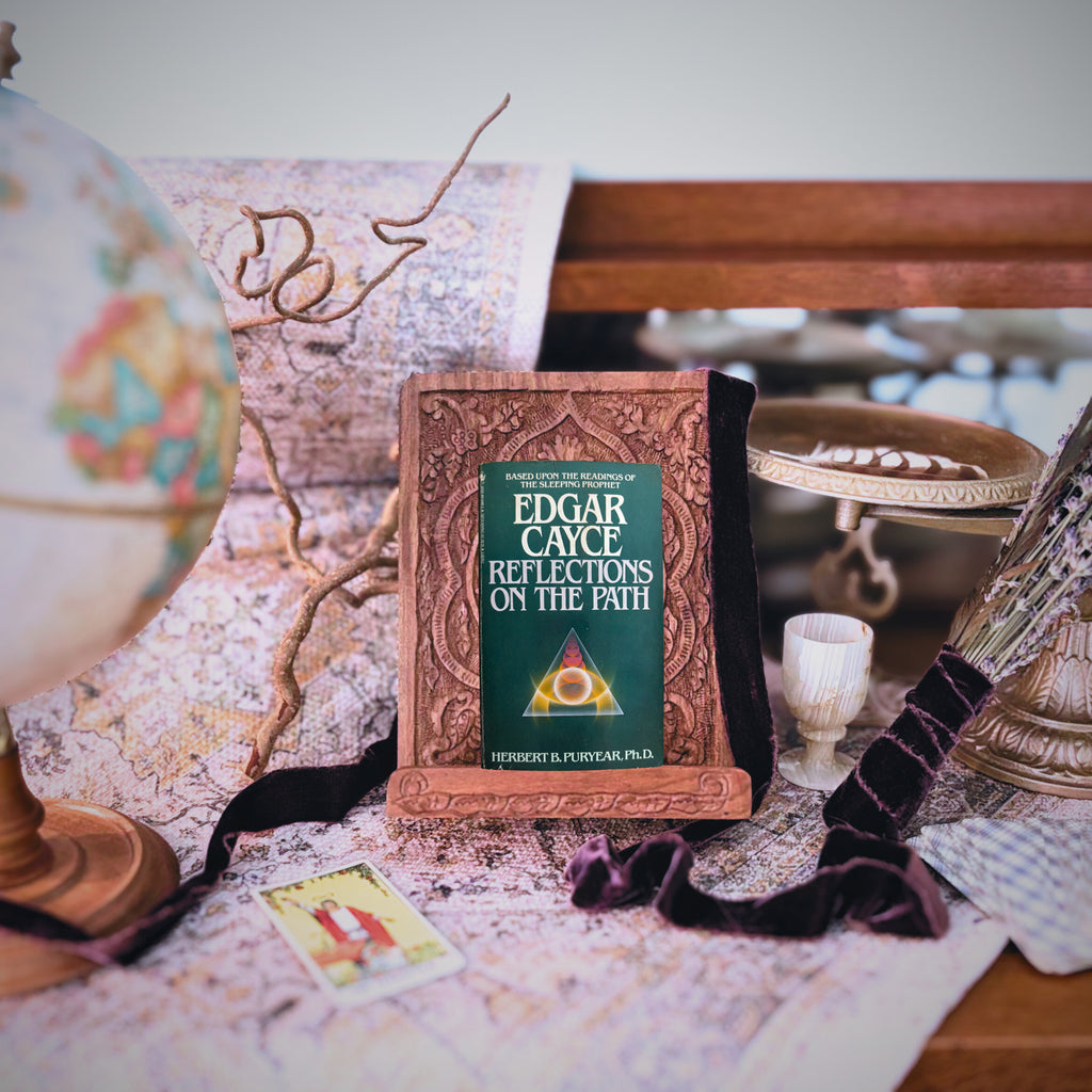 Edgar Cayce Reflections on the Path | Herbert B Puryear | 1986 | Pre-Owned-Haus of Darkness, Haus of Light