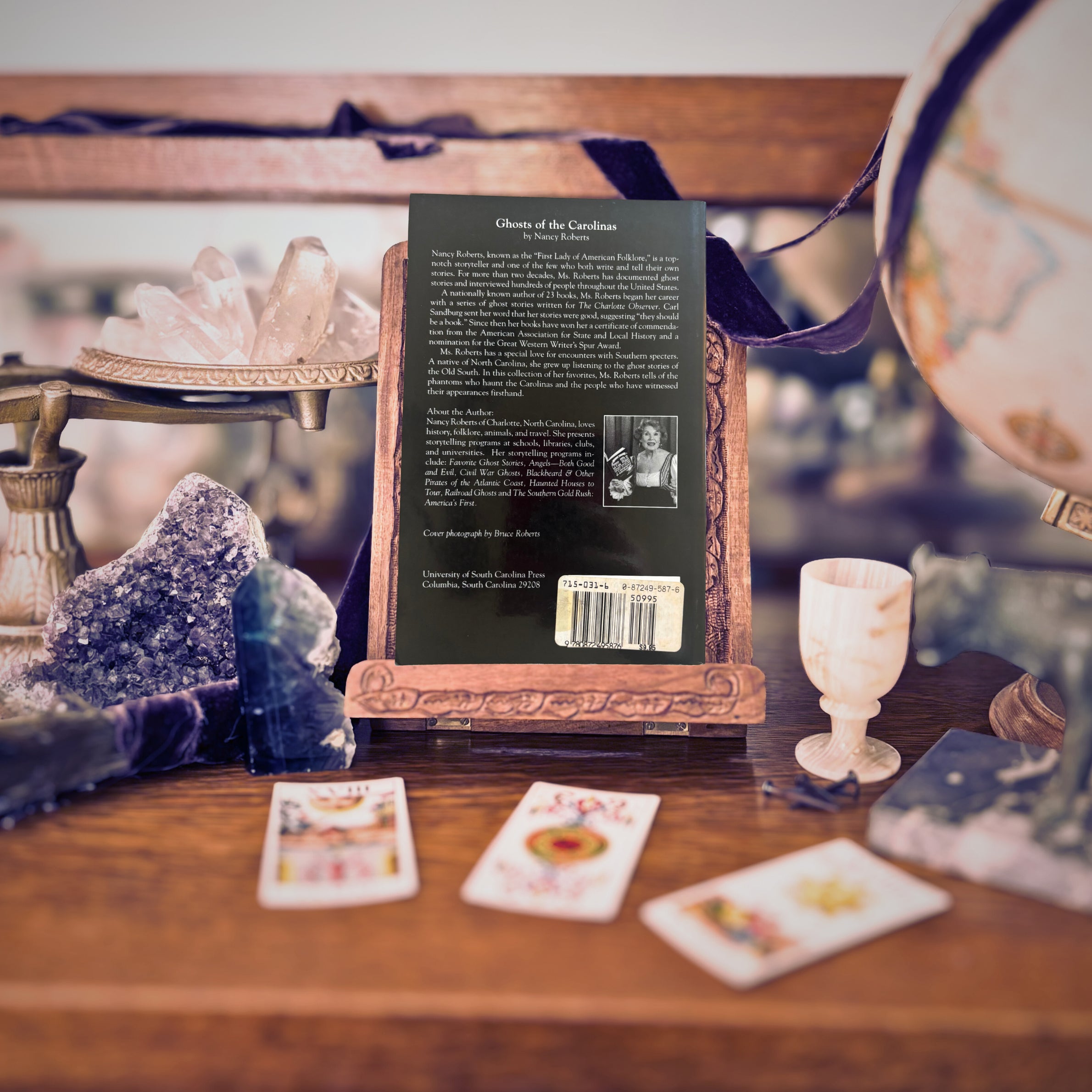 Ghosts of the Carolinas | Nancy Robert | 1988| Pre-Owned